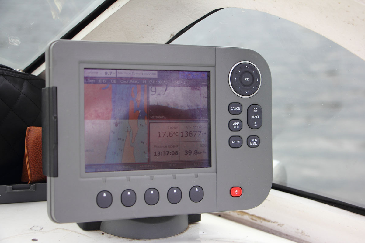 12 Best Marine GPS Chartplotters 2024 Roundup
