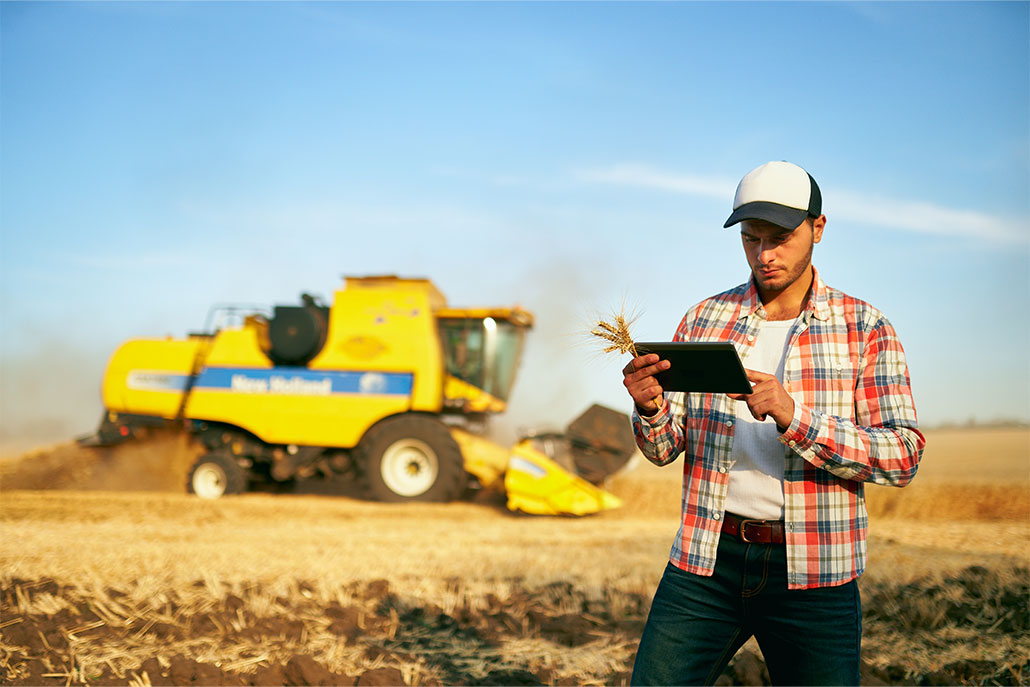 location time tracking for farm equipment